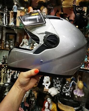 idman qidası: Moto əlcəklər 5-azn. Moto Kaskalar 35-azn 45-azn Bütün malları — 5