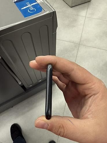 iphone 6 ve 6s: IPhone SE 2020, 128 GB, Qara, Barmaq izi — 10