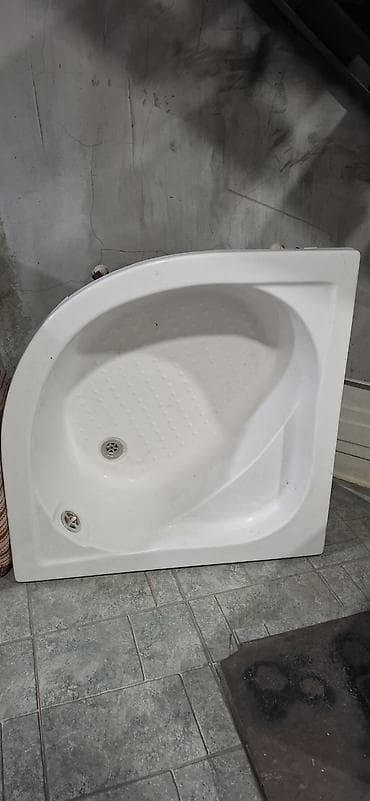 İşlənmiş Vanna, Akril, 90x90 sm, Ünvandan götürmə