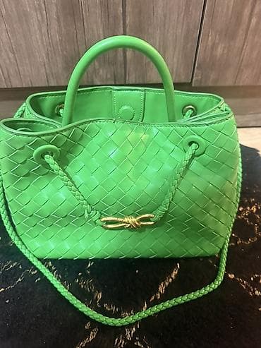Əl çantası, Bottega Veneta, Yeni lalafo.az -da Əl çantası, Bottega Veneta, Yeni