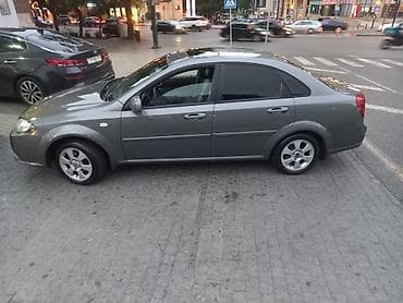 e 3 2: Chevrolet : 1.6 l | 2015 il Sedan — 4