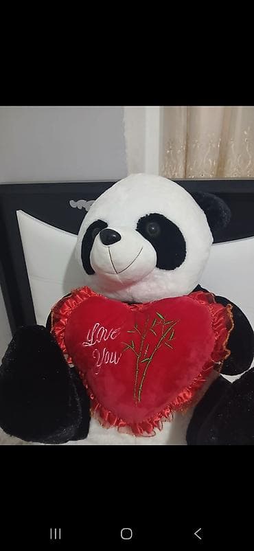 oglan ucun oyuncaqlar: Böyük ölçülü panda yumşaq oyuncağı. Oyuncaq qara-ağ rəngdədir və — 2
