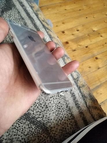 iphone 4s adapter: IPhone 6, 16 GB, Qızılı, Barmaq izi — 3