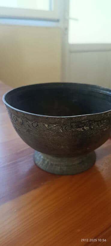 süfre: Məhsul: Gədimi qablar:Metal stəkanaltı (podstakanik) Mis — 8