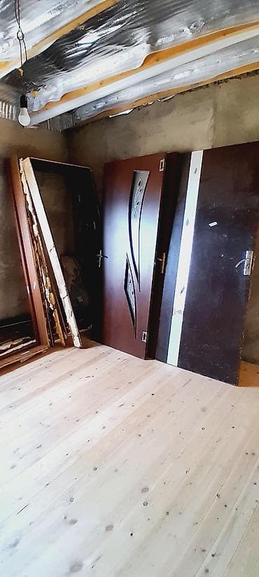 Qonaq otağı üçün İşlənmiş Otaq qapısı 90x205 sm Plintus ilə, Zəmanətsiz, Ünvandan götürmə
