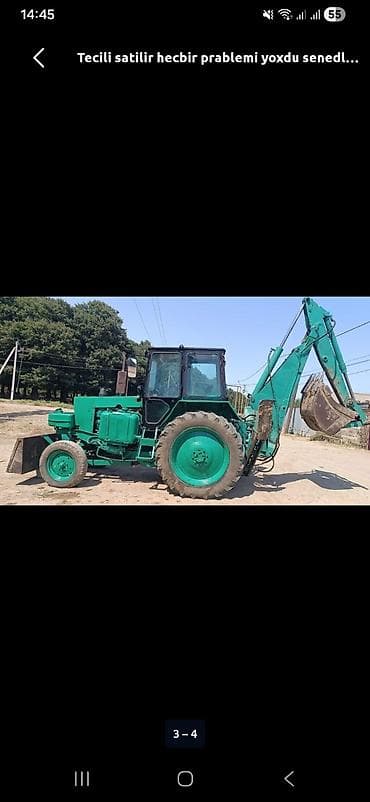 Ekskavator-yükləyici traktor - Rəng: yaşıl - Korpus: kabinalı, geniş