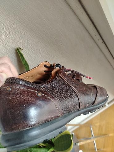 Səndəl və şəp-şüplər: Məhsul: Kişi dəri ayaqqabısı (bağlı, gündəlik) - Material: təbii dəri — 10