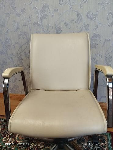 sumqayıt mebel: İşlənmiş, Təkərli, Qolları tənzimlənmir, Süni dəri — 7