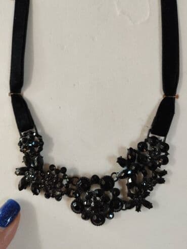 qizilin satis qiymeti: Boyunbağı, Ünvandan götürmə — 2