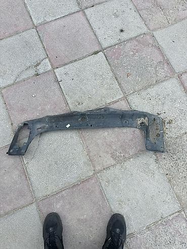 golf car: Məhsul: Avtomobil üçün radiator üst kronşteyni/ön panel traversi — 1