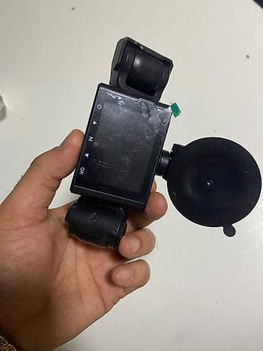 havalandrma: Avtomobil üçün çoxkameralı videoregistrator - 3 kameralı quruluş: ön — 2