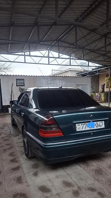 Мототранспорт: Mercedes-Benz C-Class: 1.8 л | 1997 г. Седан — 5
