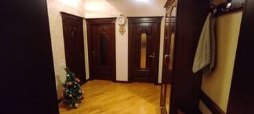 memar ecemide kiraye evler: Nesimi metrosunun yaxınlığında 5 mertebeli binanın 2-ci mərtəbəsində — 3