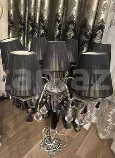 xonca altligi: - Klassik üslubda masaüstü/torşer tipli lampa - 5 ədəd abajurlu qol — 1