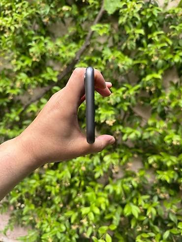 philips xenium 9@9d: IPhone 11, 64 GB, Qara — 4