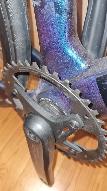 Şosse velosipedləri: Pinarello yol velosipedi – karbon çərçivə və aero dizayn — 6