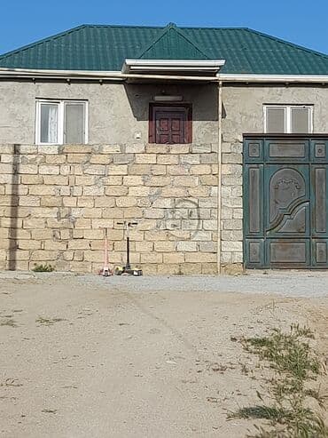 Bakı, 4 kv. m, 4 otaqlı, Hovuzsuz, Artezian quyusu, Qaz, İşıq