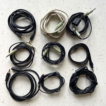 Digər auditexnika: AUX kabel və uzadıcı AUX kabellər və uzadıcılar bir ədəd 5 AZN. Hamsı — 1