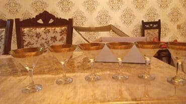 Qədəhlər, rəng - Qızılı — 1