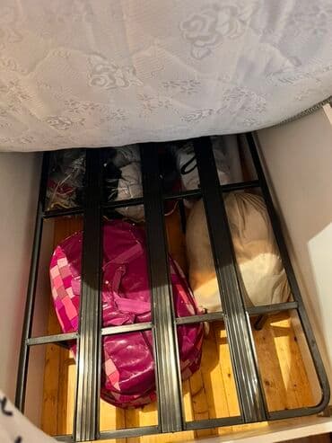 İşlənmiş, Təknəfərlik çarpayı, Bazalı, Matras ilə