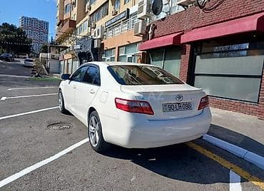 Toyota Camry: 2.4 l | 2008 il Sedan