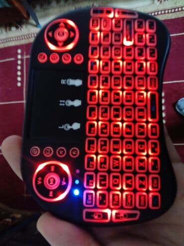 isiqli klaviatura: İ8 simsiz klaviatura. Smart tv və oyun konsollarında istifadə edilə — 4