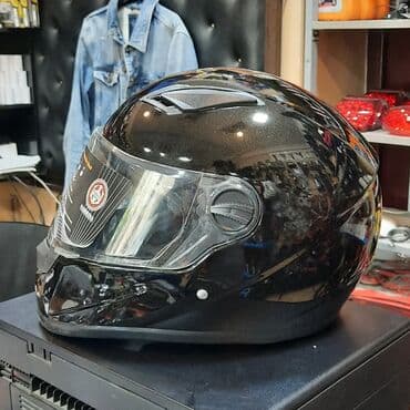 Tam üzlü motosiklet kaskı Rengler ağ qirmizi goy qara ve.s var