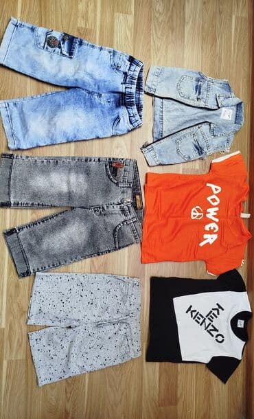 uşaqlar üçün trusik və mayka dəstləri: Uşaq geyim dəsti – 6 parça - 2 ədəd cins şort: biri açıq mavi yuyulma — 1