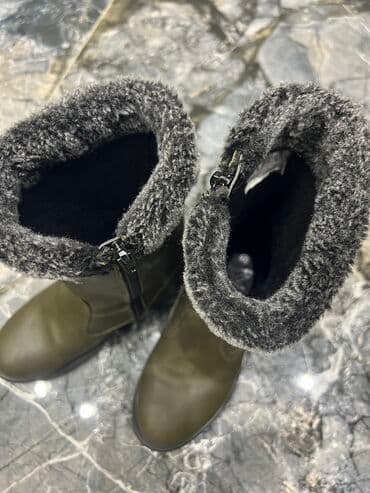 детская обувь новая: 33 ölçü qız botu Defekt yoxdu Türk malı Ela veziyyetde — 6