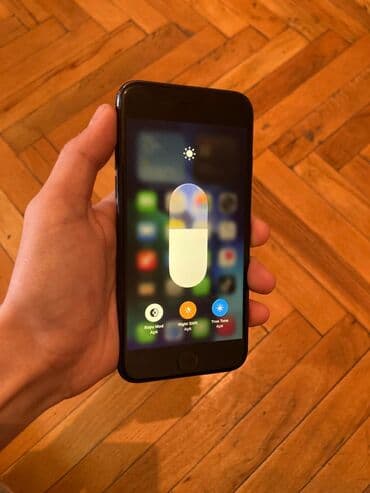 iphone dubai baku: IPhone SE 2022, 64 GB, Qara, Barmaq izi — 6