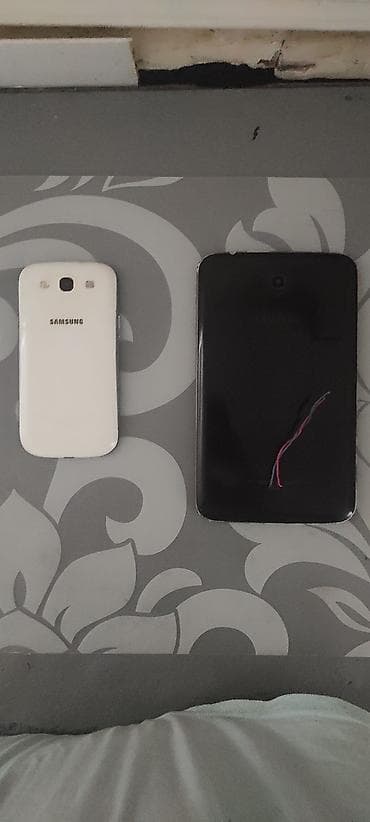 tablet sat: Продам планшет и телефон Samsung. Планшет работает, корпус целый и — 2