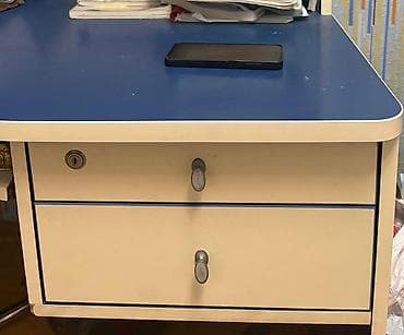 usaq yazı masası: Düz masa, Stulsuz, Polkalı, Siyirməli, MDF — 3