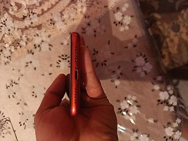 azercell.com nomreler: IPhone 11, 64 GB, Qırmızı, Face ID — 3