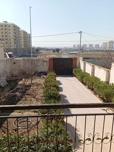 binəqədi gənclər şəhərciyi: Satılır: həyət evi 3 sotun içində 8 daş kürsülü 3 otaqlı təmirli sənət — 3