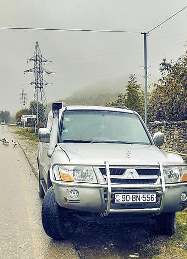 aftamabiler: Mitsubishi Pajero: 3.5 l | 2003 il 179000 km Ofrouder/SUV — 3
