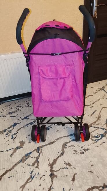 Araba-beşiklər: Çıxarılmayan beşikli araba, İşlənmiş, Yaş: 30 ay, Ünvandan götürmə, Pulsuz çatdırılma, Ödənişli çatdırılma — 2