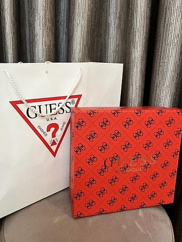 Çiyin çantası, Guess, Yeni lalafo.az -da Çiyin çantası, Guess, Yeni