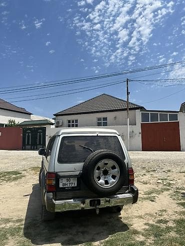 sud ceni: Mitsubishi Pajero: 2.8 l | 1995 il 329245 km Ofrouder/SUV — 4