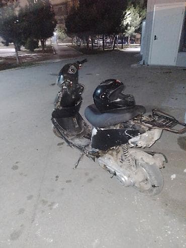 yanacaq ceni: 50 sm3, 2010 il, 1000 km — 5