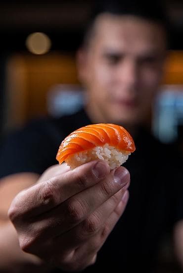 aşpazlar: Suşimen tələb olunur. Azadlıq metrosuna piyada 10 dəqiqəlik məsafədə — 1