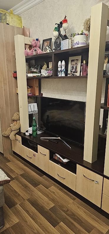 İşlənmiş, TV stend