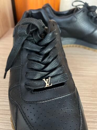 krassovkalar: LOUIS VUITTON krossovkasi teze kimi yarsinnan az giymete ölcusu 41 — 3