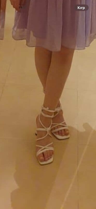 yun qadın şap şapları: Ölçü: 38, rəng - Ağ, Yeni — 1