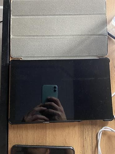 samsung 102 ekran led: İşlənmiş Samsung Galaxy Tab A, 10,1", < 64 GB, Pulsuz çatdırılma — 1