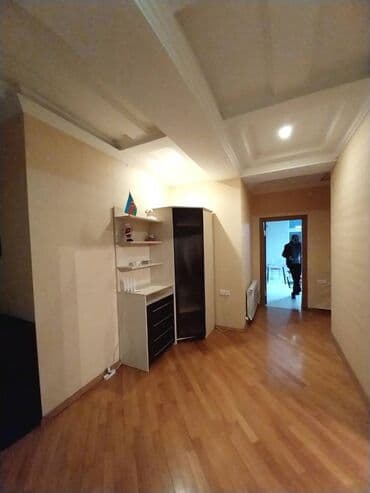 kub az bina evləri: Bakıxanov qəs., 2 otaqlı, Yeni tikili, m. Neftçilər, 92 kv. m — 8