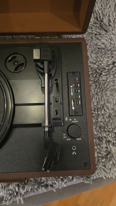 pullar: Qrammafonlar Mehduddur!!! Çox gözəl Retro Qramafonlar və göz oxşuyan — 10