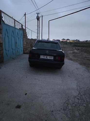 bugatti eb 112 6 mt: Mercedes-Benz 190 (W201): 1.8 l | 1991 il Sedan — 4