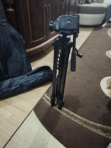 moto telefon tutucu: 2 ədəd tripod bir yerdə satilir(biri yeni və tam keyfiyyətlidir biri — 2