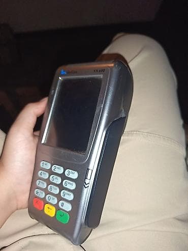 Другое кассовое оборудование: Zaretqası yoxdur. Verifone VX 680 – portativ POS terminal — 2