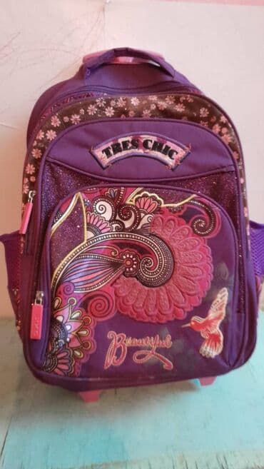 təkərli məktəb cantası: İşlənmiş məktəbli çantaları satılır. Təkərli. 2 ədəd var. Çantalar — 1